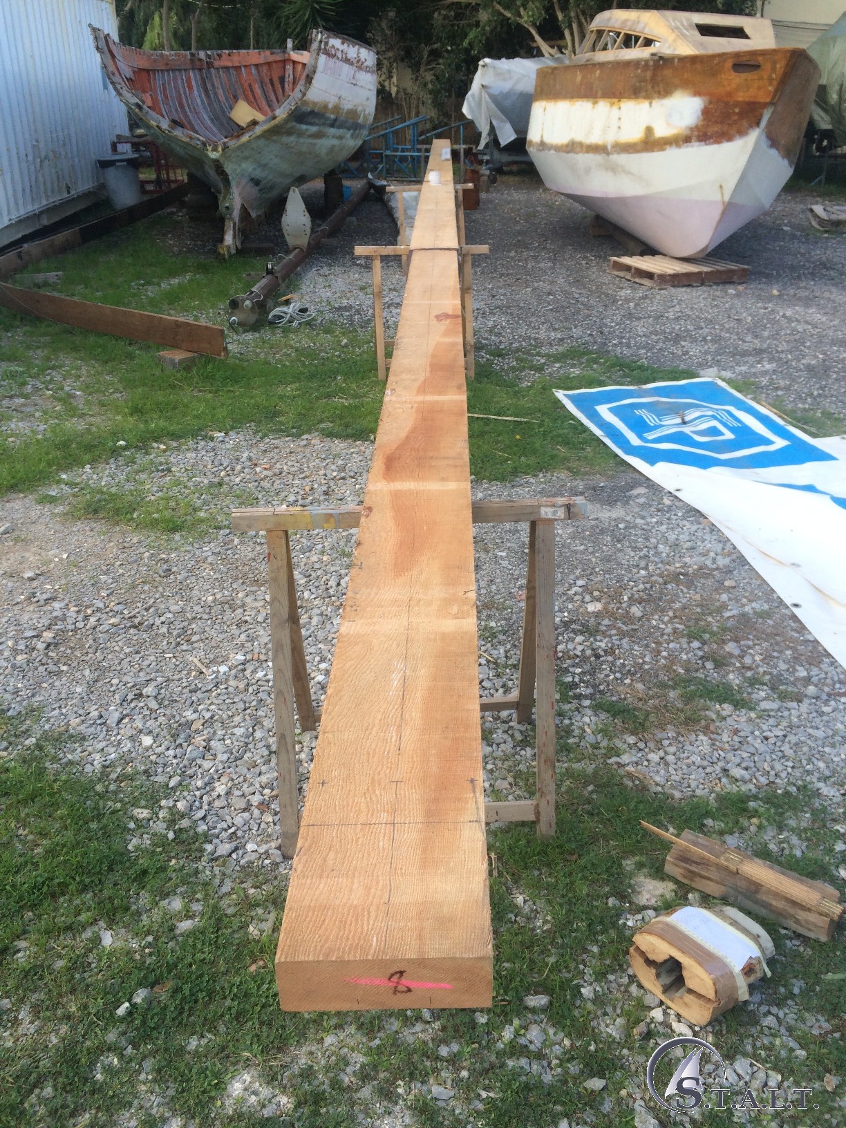Realizzazione di un albero in legno di douglas di 15 metri