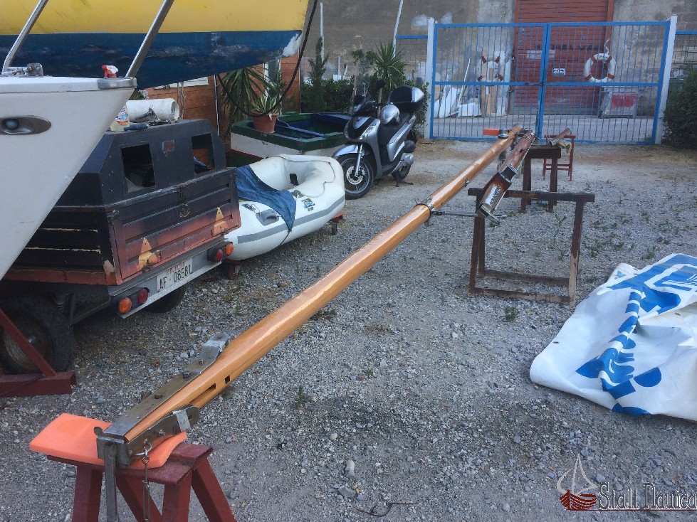 Realizzazione di un albero in legno di douglas di 15 e 9 metri