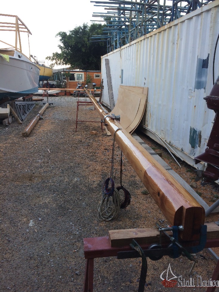 Realizzazione di un albero in legno di douglas di 15 e 9 metri