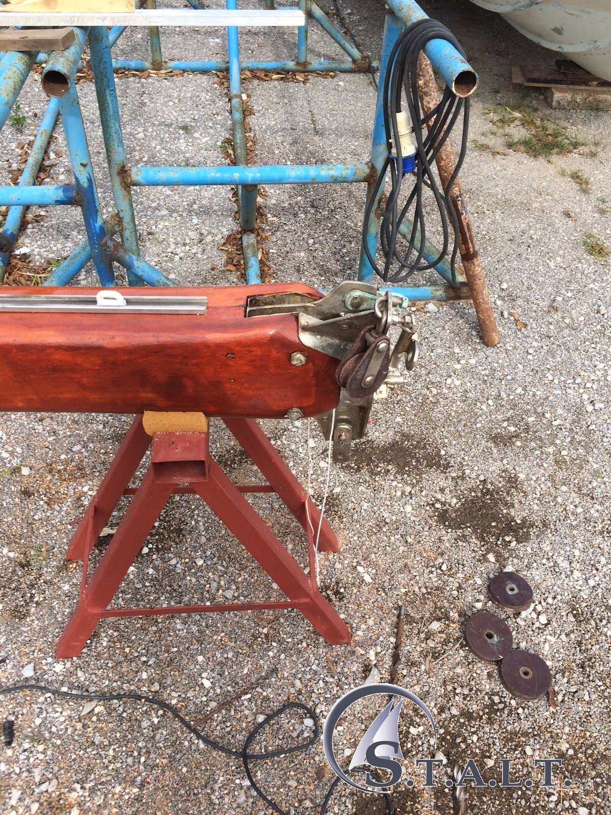 Realizzazione di un albero in legno di douglas di 15 metri