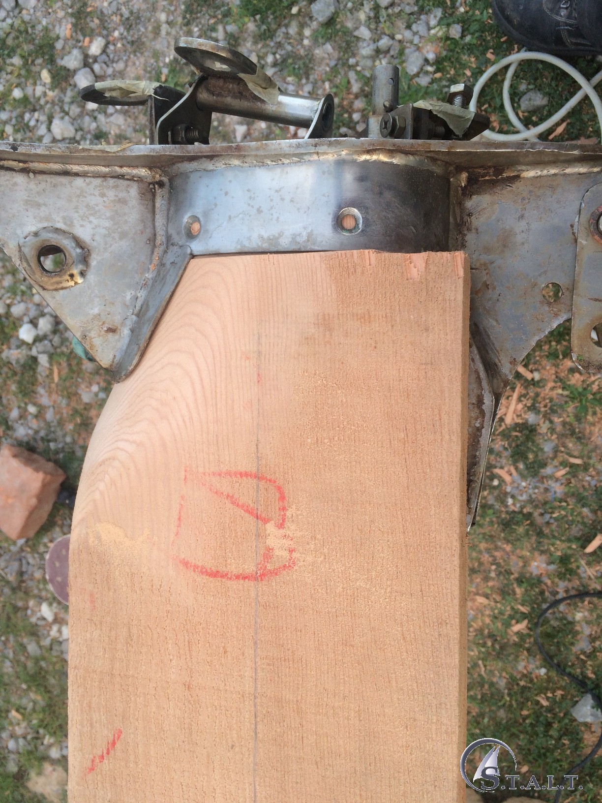 Realizzazione di un albero in legno di douglas di 15 metri