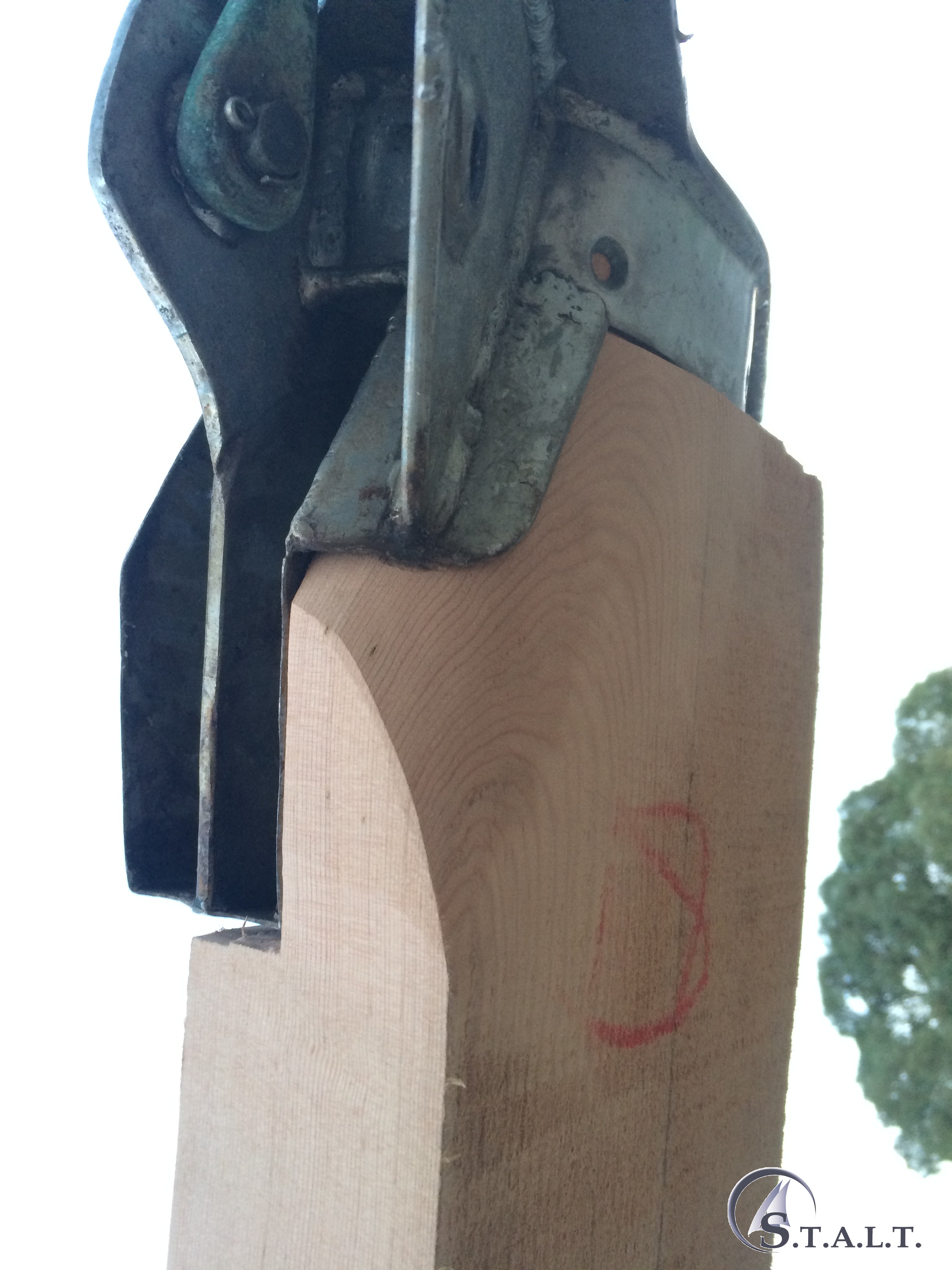 Realizzazione di un albero in legno di douglas di 15 metri