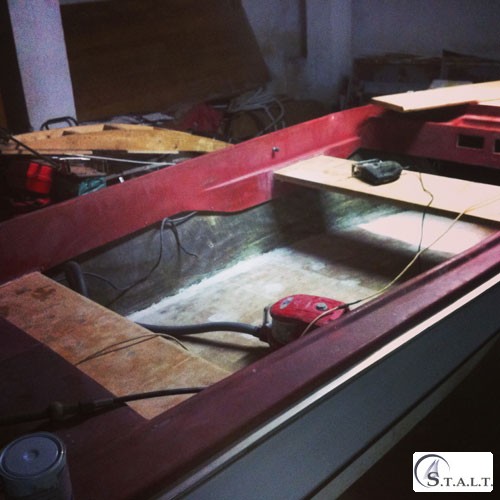 Restauro crestliner del rio installazione panche e sedute