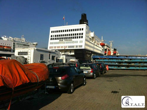 Imbarco a Genova per la Sardegna