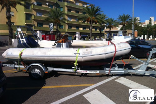Trasporto gommone da Porto Torres a Lipari