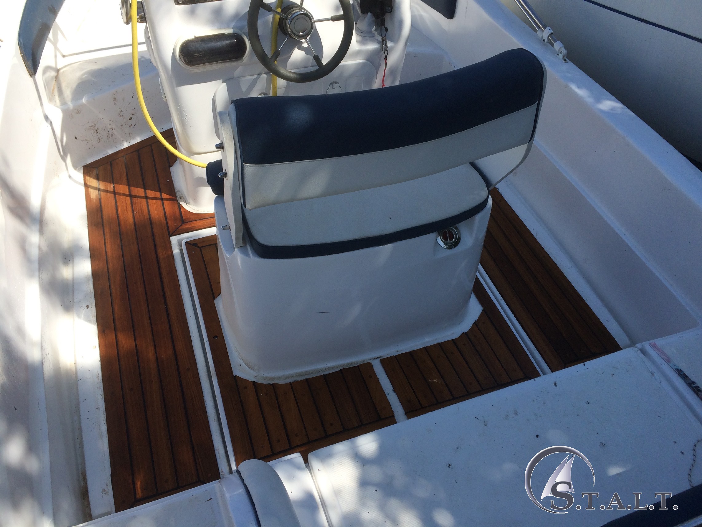 Installazione coperta in teak blumax