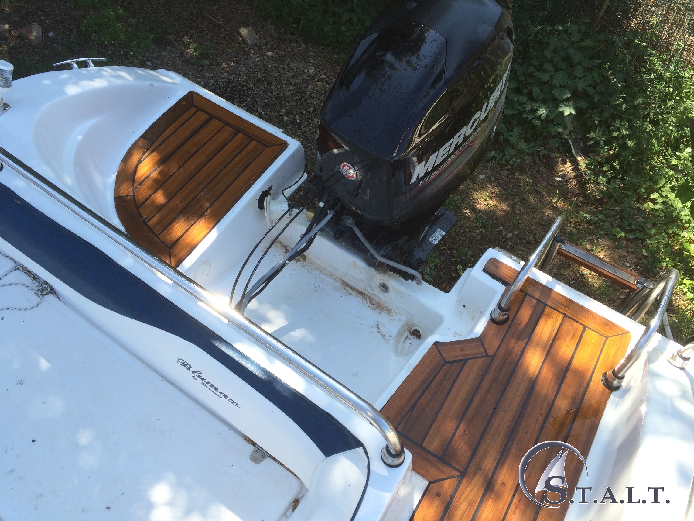 Installazione coperta in teak blumax