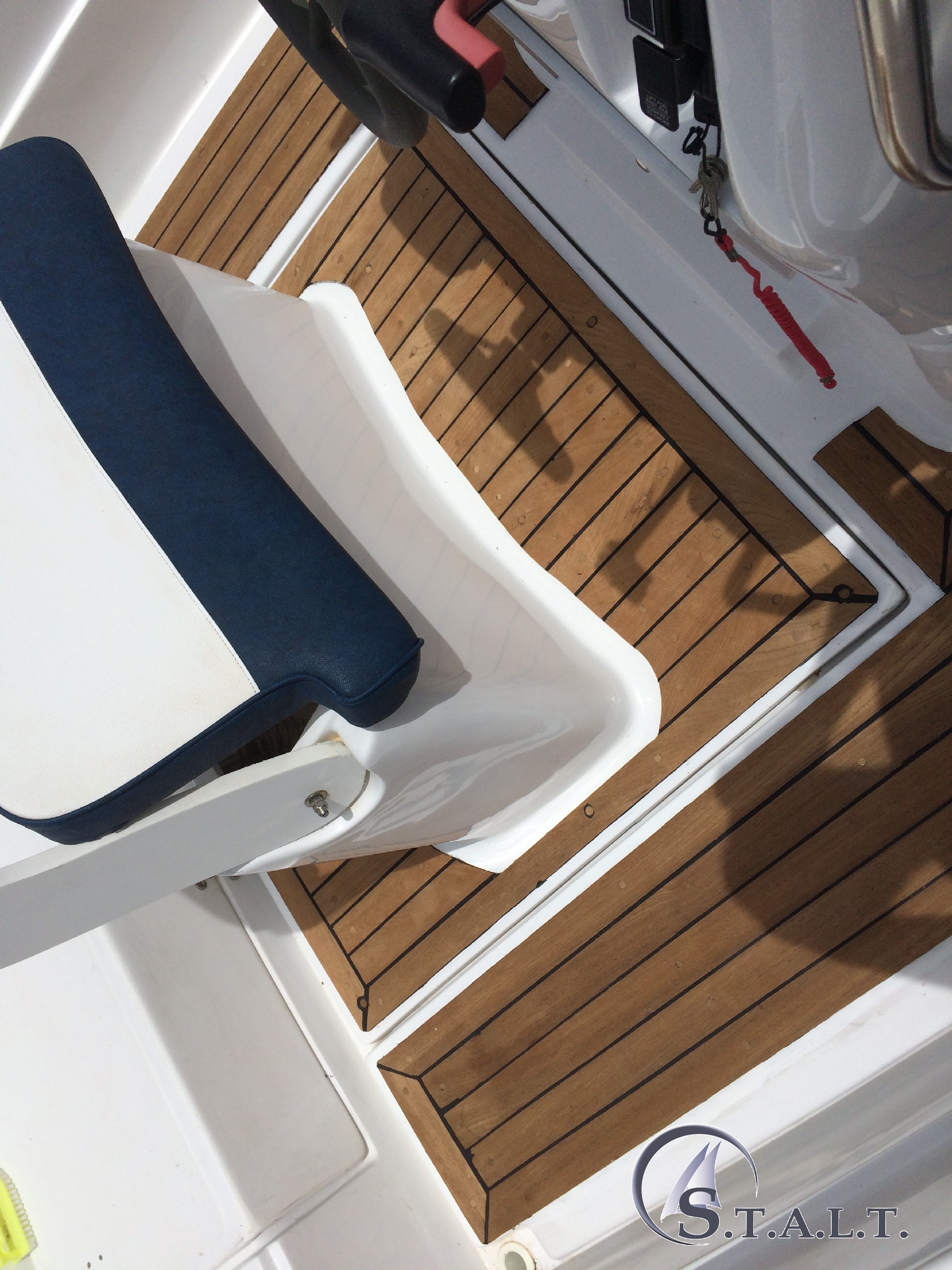 Installazione coperta in teak blumax