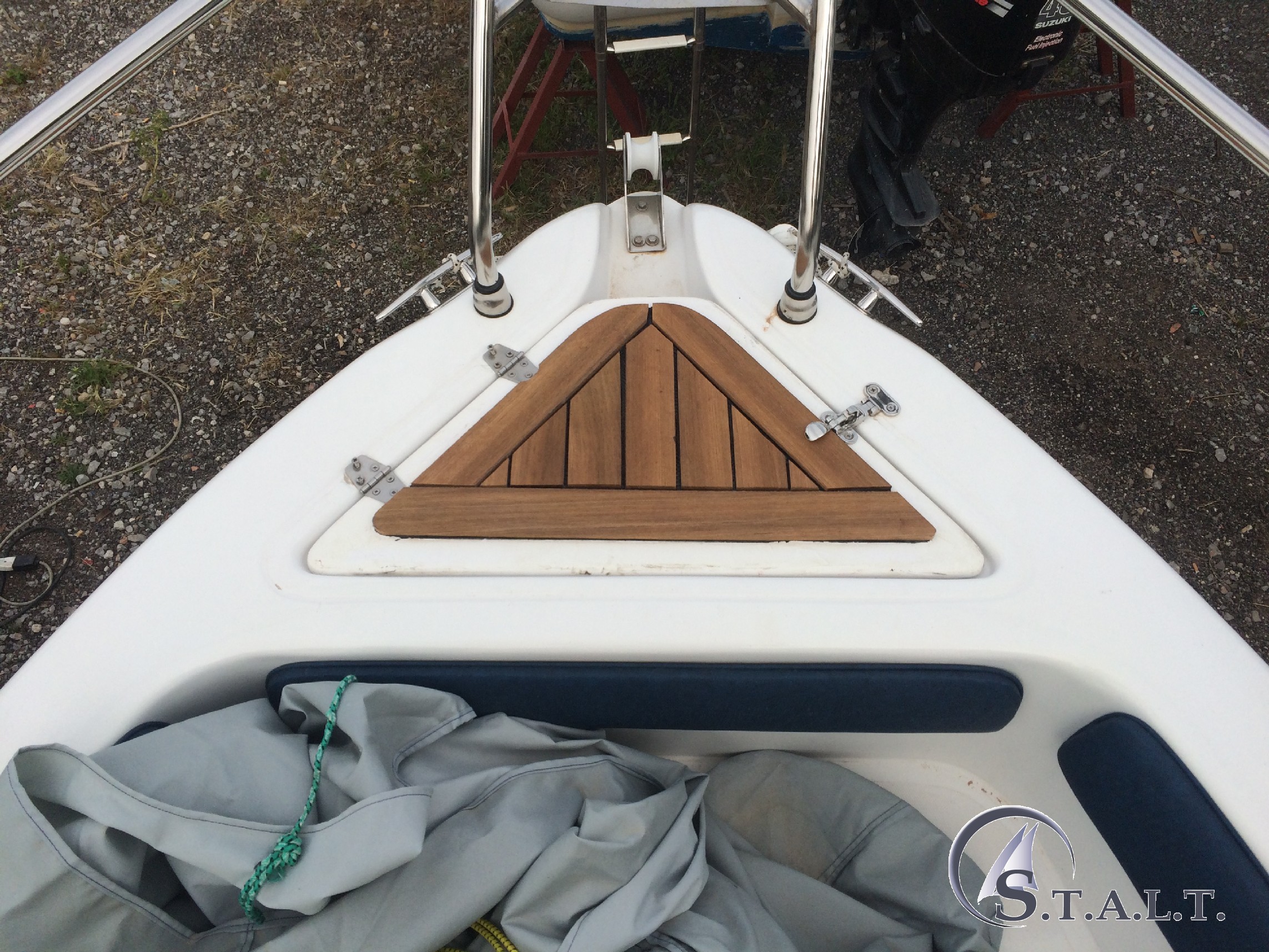 Installazione coperta in teak blumax