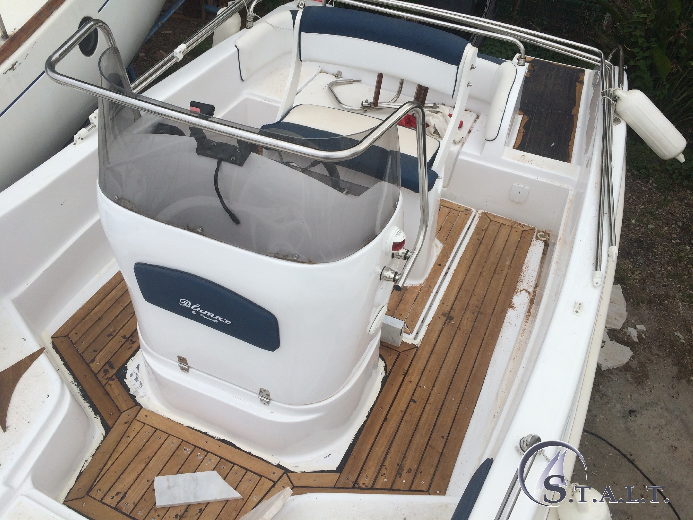 Installazione coperta in teak blumax